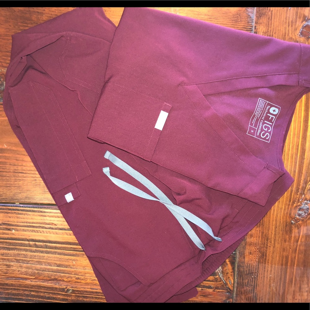 ❌SOLD❌Figs Catarina & Yola burgundy Scrubs
